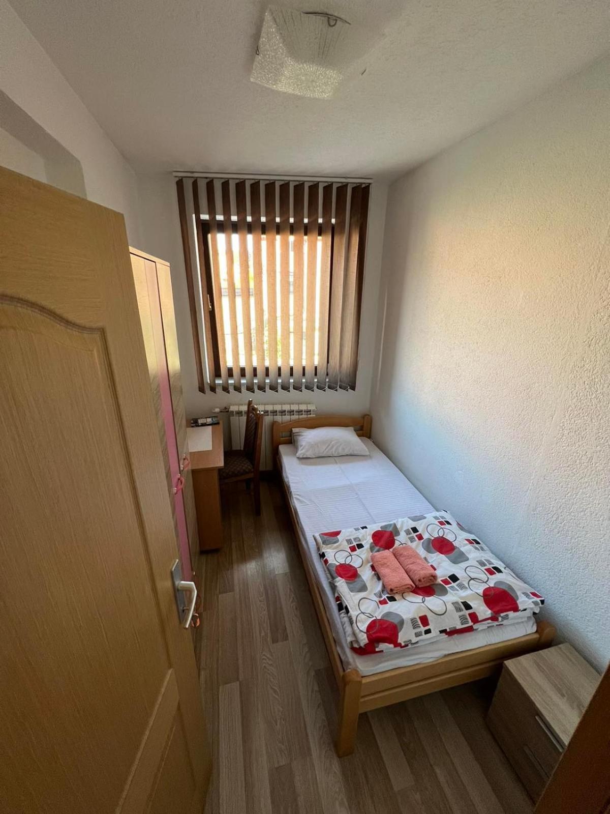 Stari Grad Hotel Doboj Exterior foto